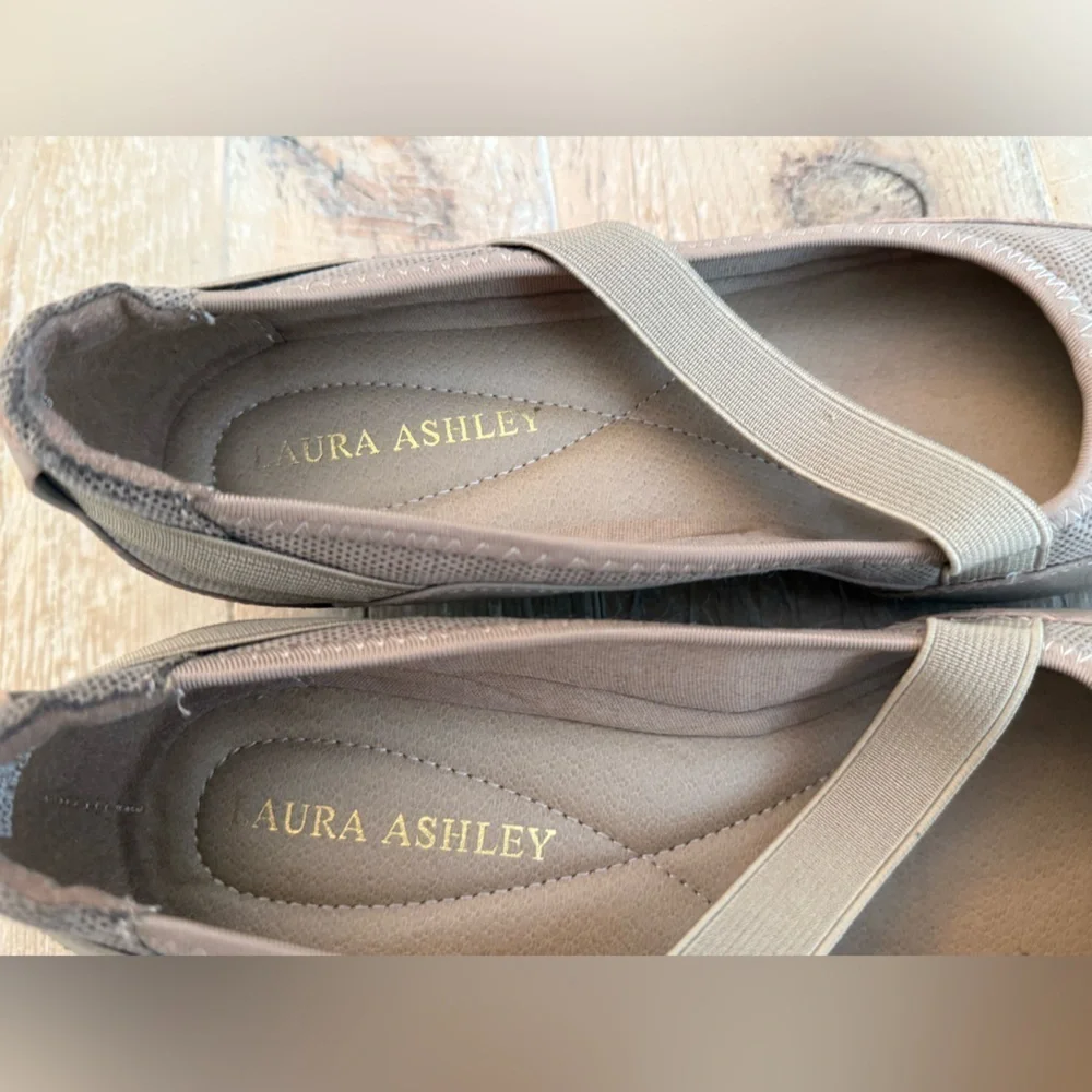 Laura Ashley laura ashley